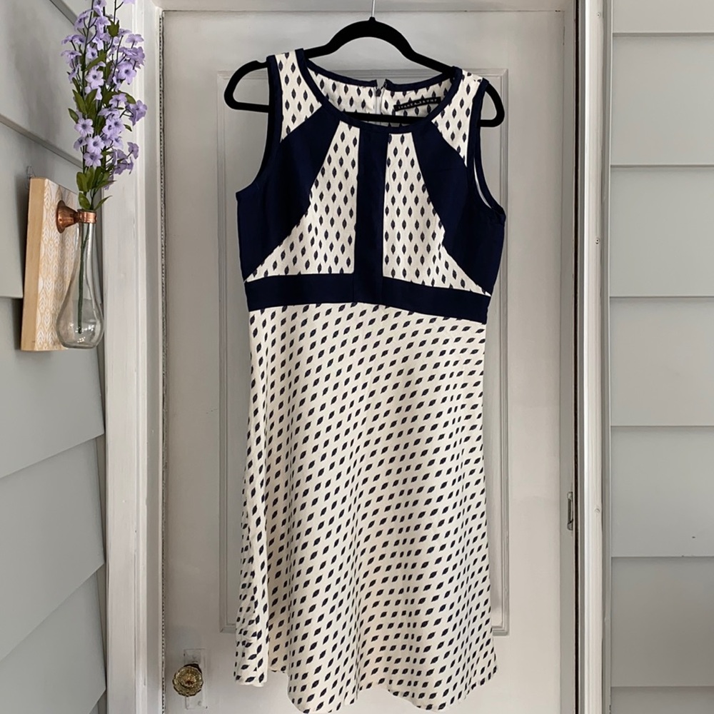 Linen Blend Ivanka Trump Dress size 8